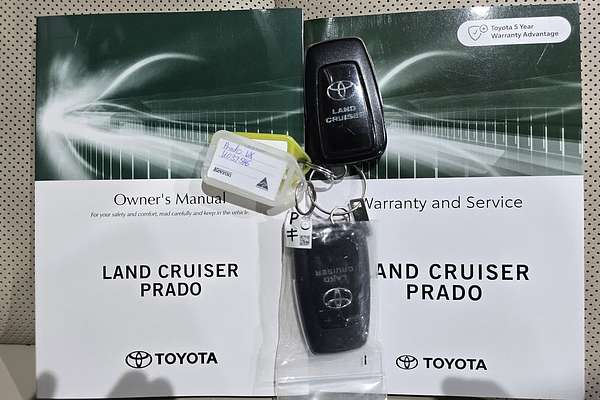 2022 Toyota Landcruiser Prado VX GDJ150R
