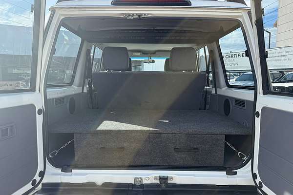 2017 Toyota Landcruiser GXL VDJ76R