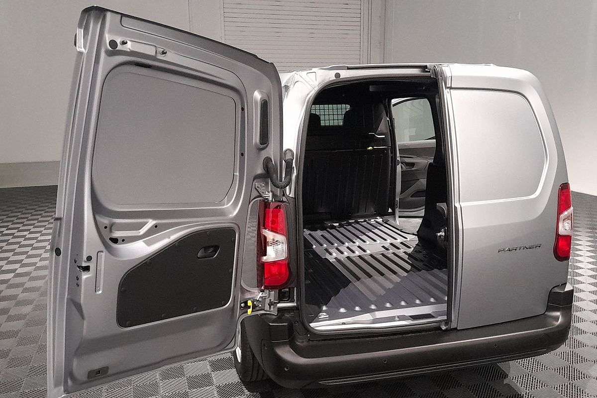 2024 Peugeot Partner Pro K9 LWB