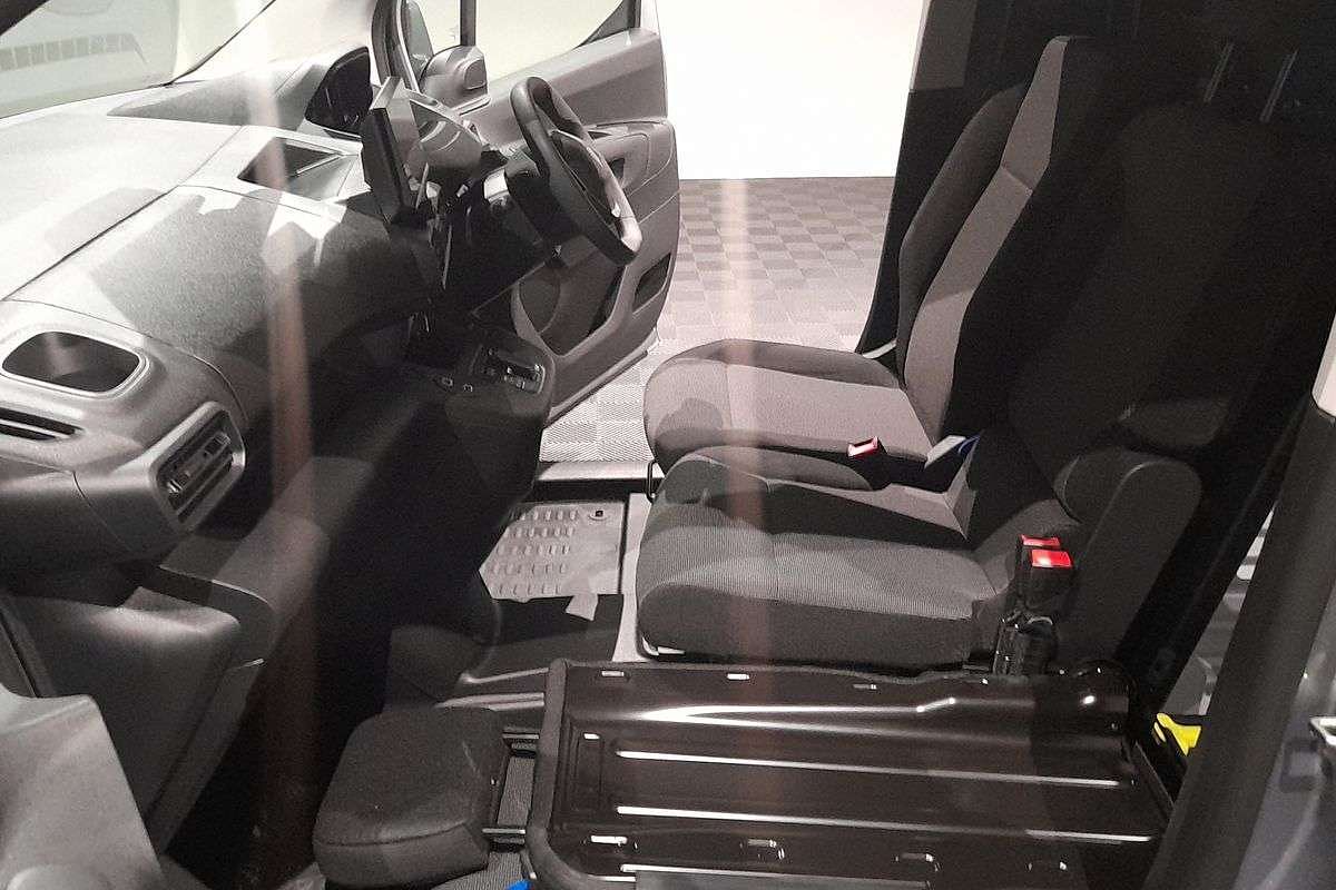2024 Peugeot Partner Pro K9 LWB