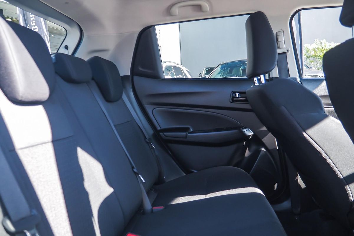 2021 Suzuki Swift GL Navigator Plus AZ Series II
