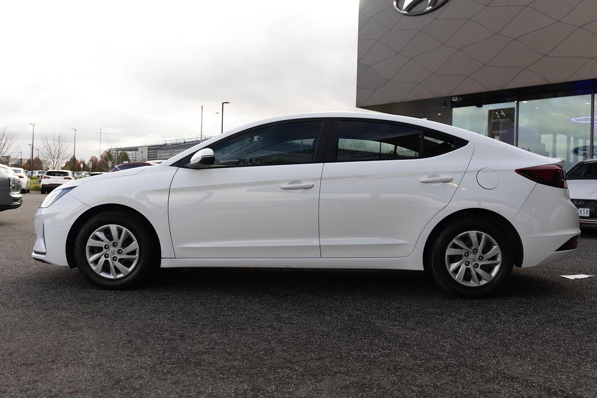 2020 Hyundai Elantra Go AD.2