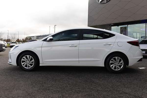 2020 Hyundai Elantra Go AD.2