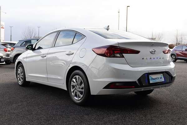 2020 Hyundai Elantra Go AD.2