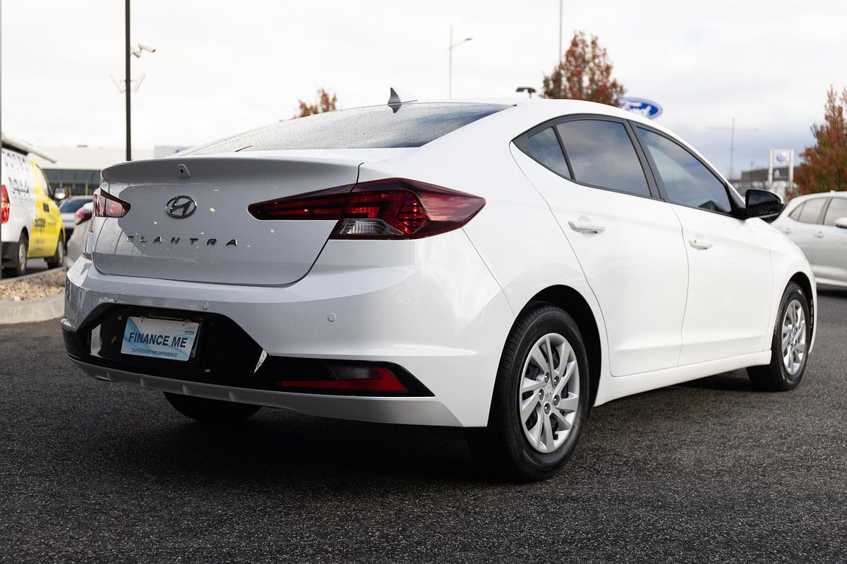 2020 Hyundai Elantra Go AD.2