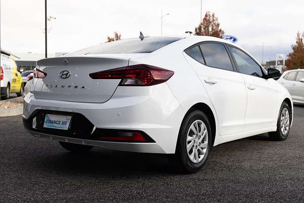 2020 Hyundai Elantra Go AD.2