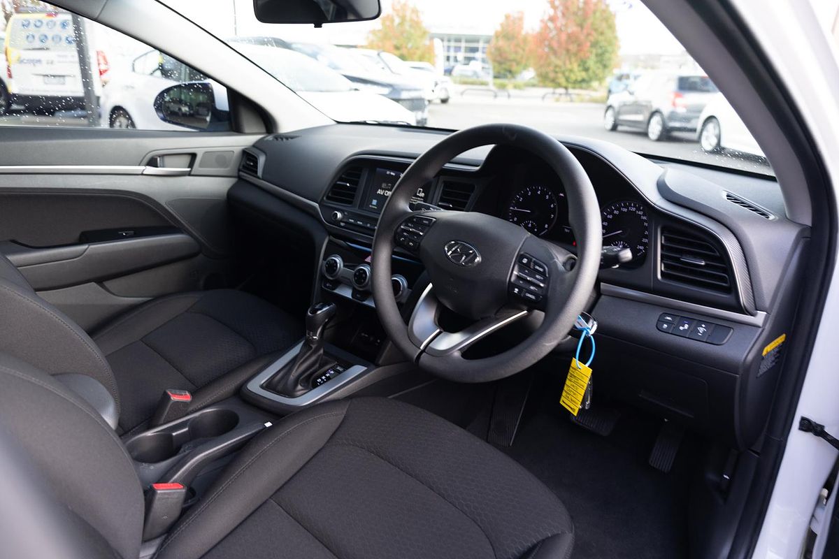 2020 Hyundai Elantra Go AD.2