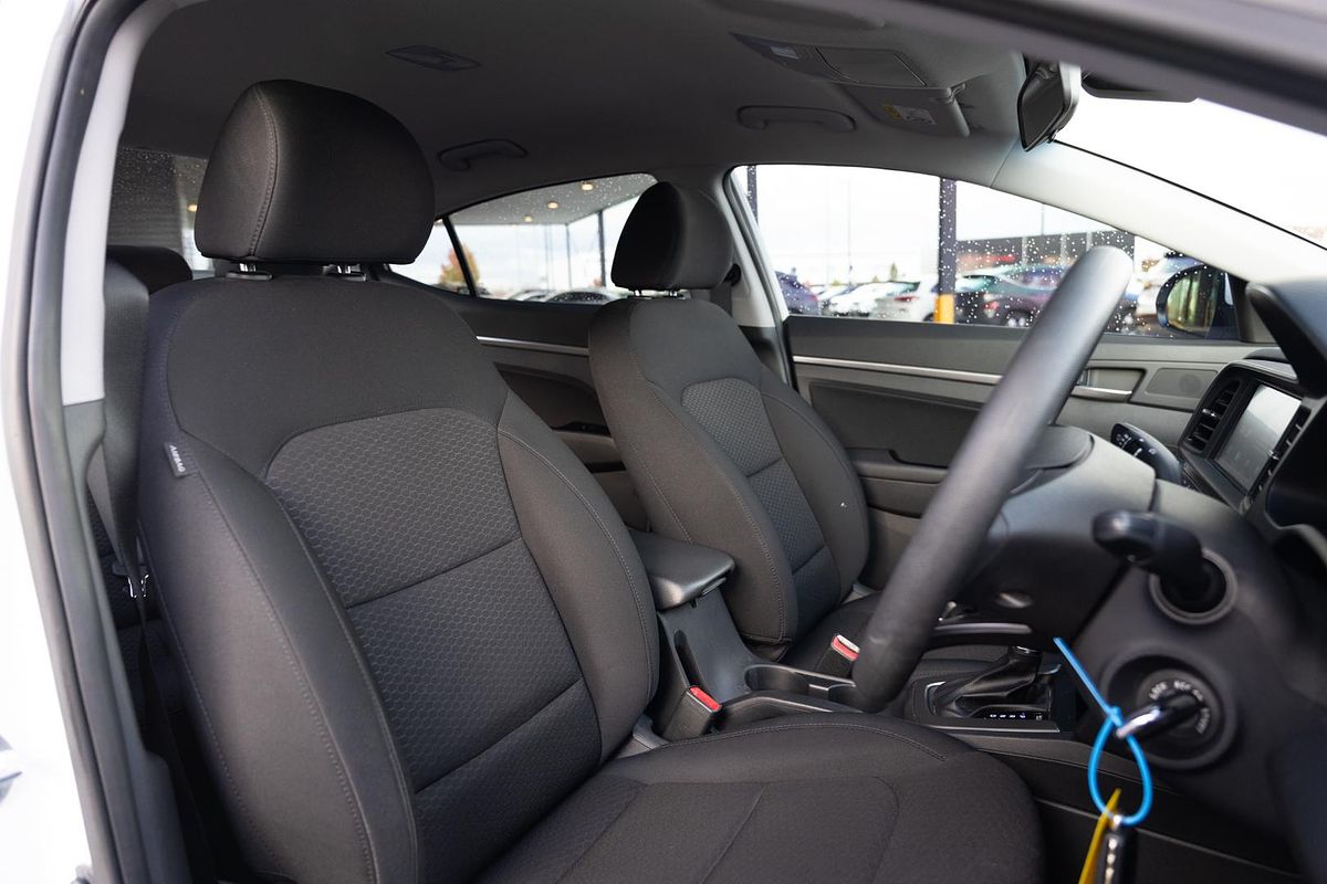 2020 Hyundai Elantra Go AD.2