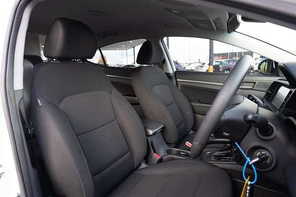 2020 Hyundai Elantra Go AD.2