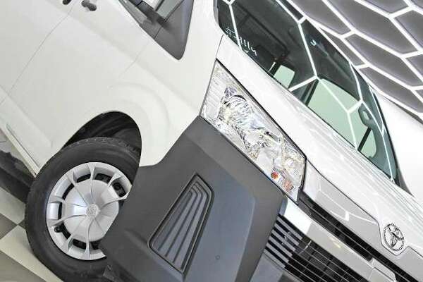 2020 Toyota HIACE LONG WHEELBASE GDH300R