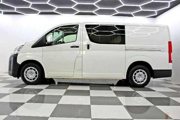 2020 Toyota HIACE LONG WHEELBASE GDH300R