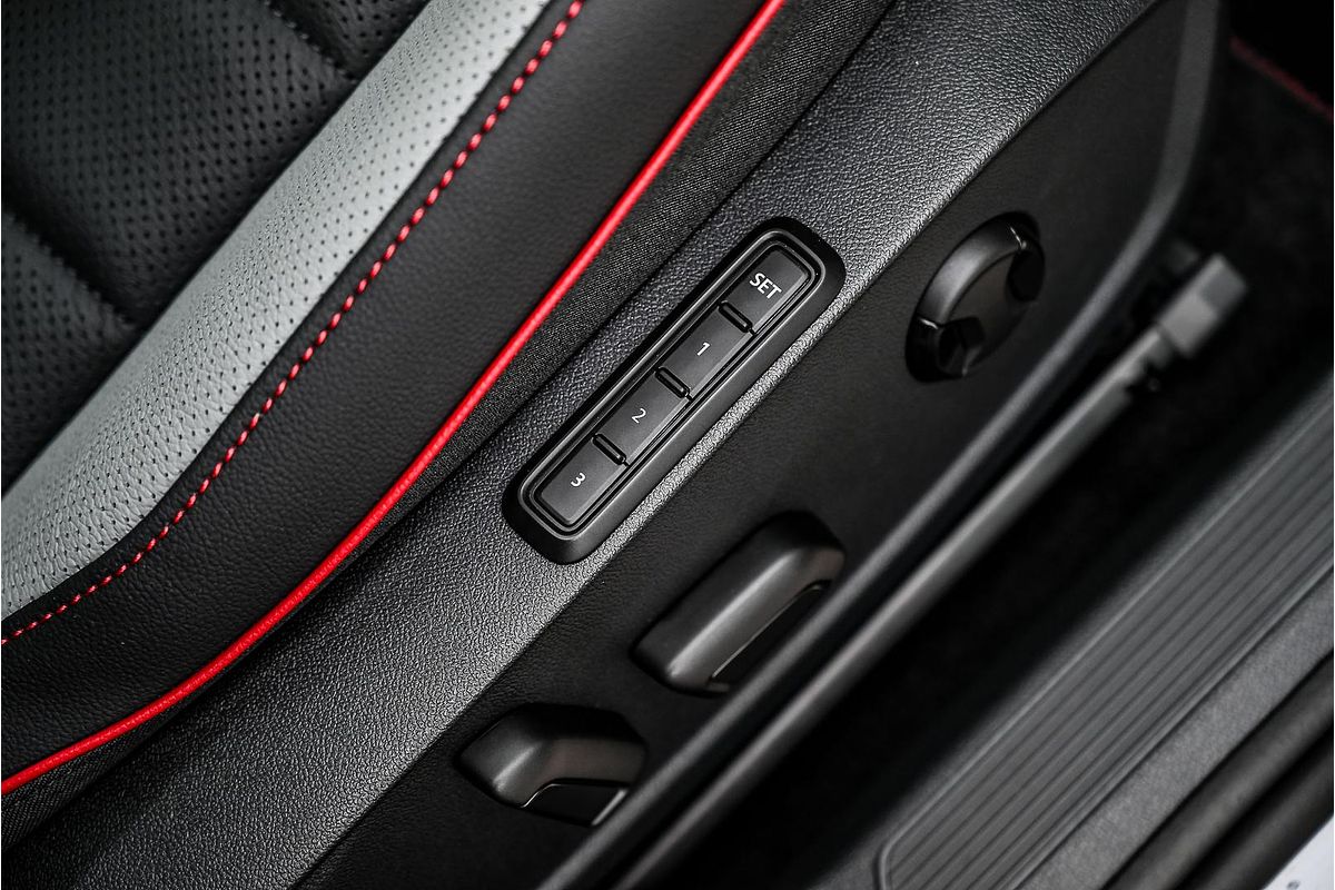 2025 Volkswagen Golf GTI 8.5