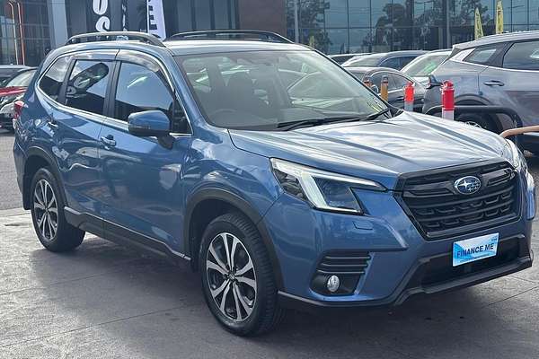 2022 Subaru Forester 2.5i Premium S5