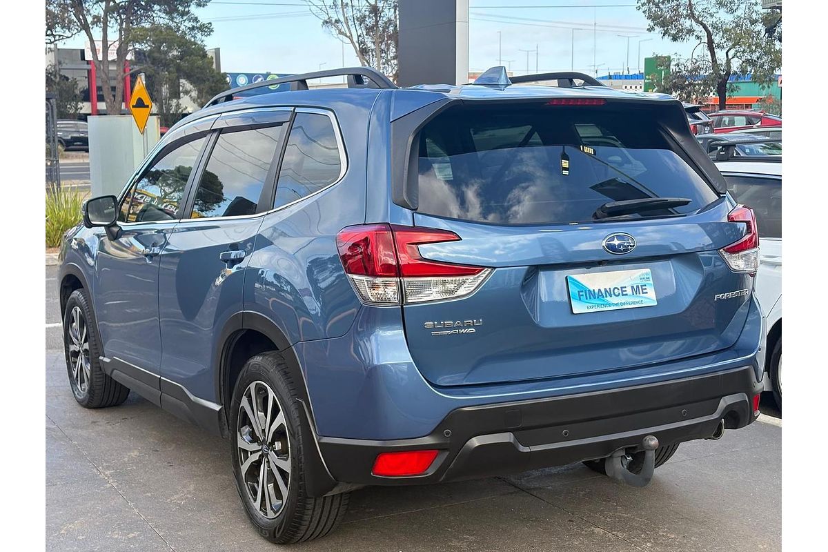 2022 Subaru Forester 2.5i Premium S5