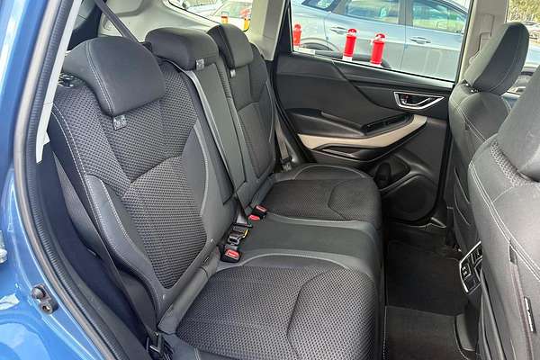 2022 Subaru Forester 2.5i Premium S5