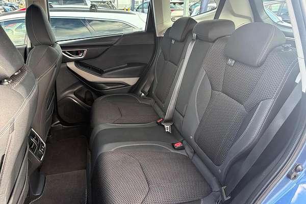 2022 Subaru Forester 2.5i Premium S5