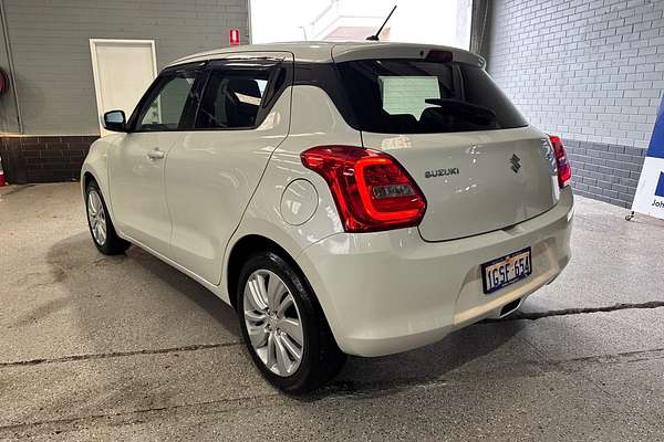 2018 Suzuki Swift GL Navigator AZ