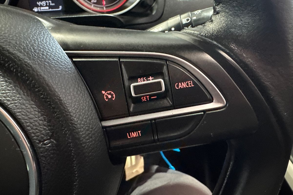 2018 Suzuki Swift GL Navigator AZ