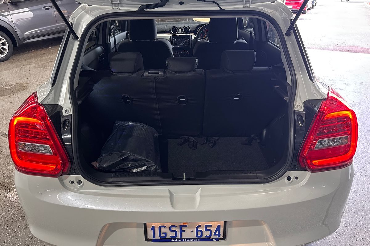 2018 Suzuki Swift GL Navigator AZ