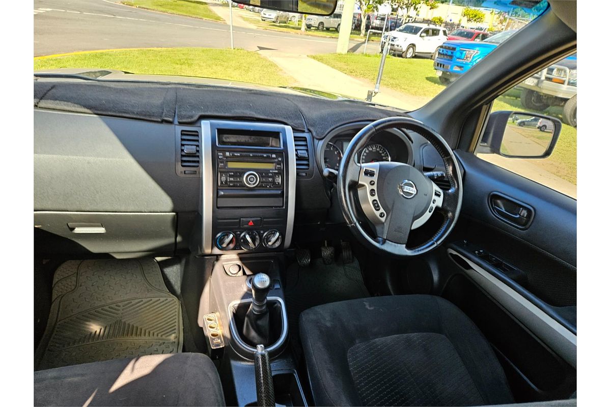 2011 Nissan X-TRAIL ST T31
