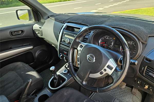 2011 Nissan X-TRAIL ST T31