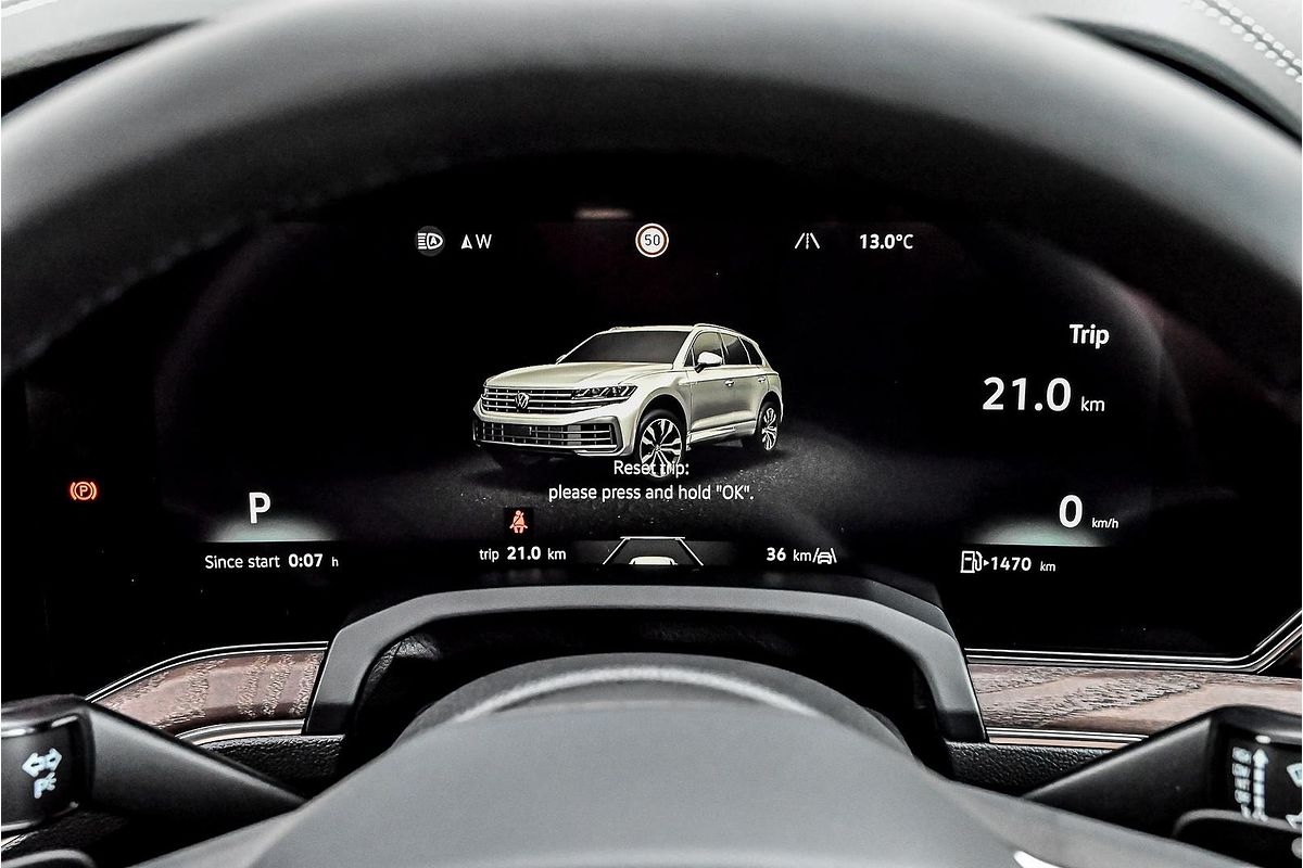 2025 Volkswagen Touareg 170TDI RC
