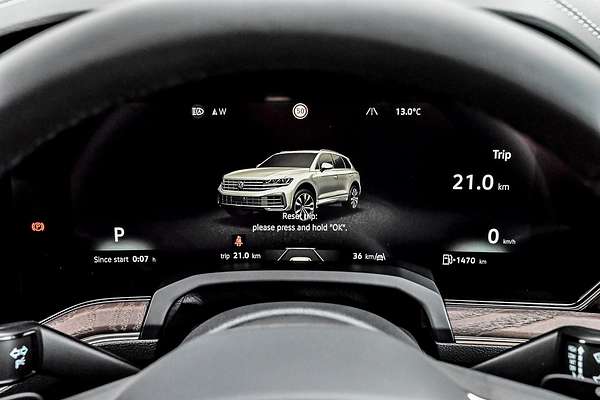 2025 Volkswagen Touareg 170TDI RC
