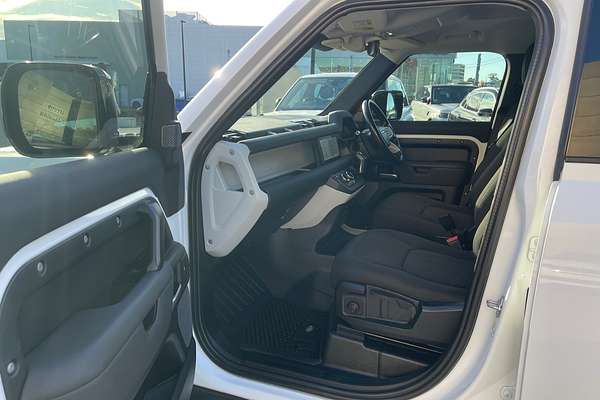 2020 Land Rover Defender 110 P300 L663