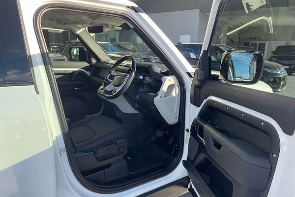 2020 Land Rover Defender 110 P300 L663