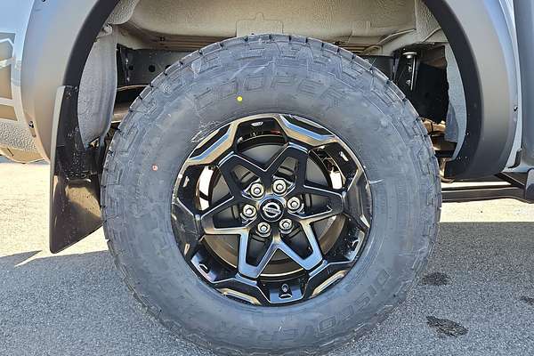 2025 Nissan Navara PRO-4X Warrior D23 4X4