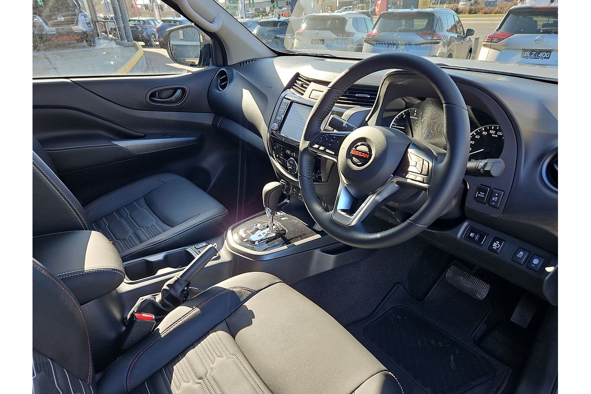 2025 Nissan Navara PRO-4X Warrior D23 4X4