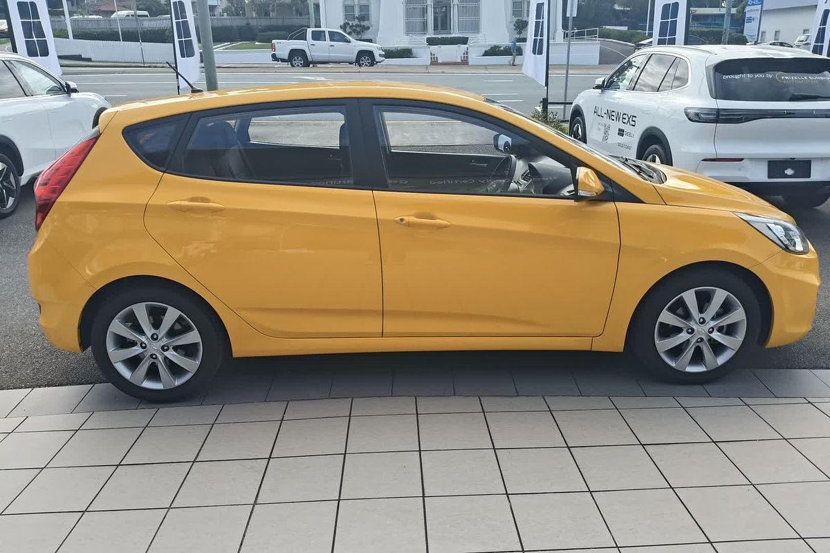 2017 Hyundai Accent Sport RB6