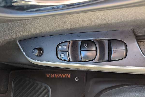 2018 Nissan Navara ST D23 Series 3 4X4