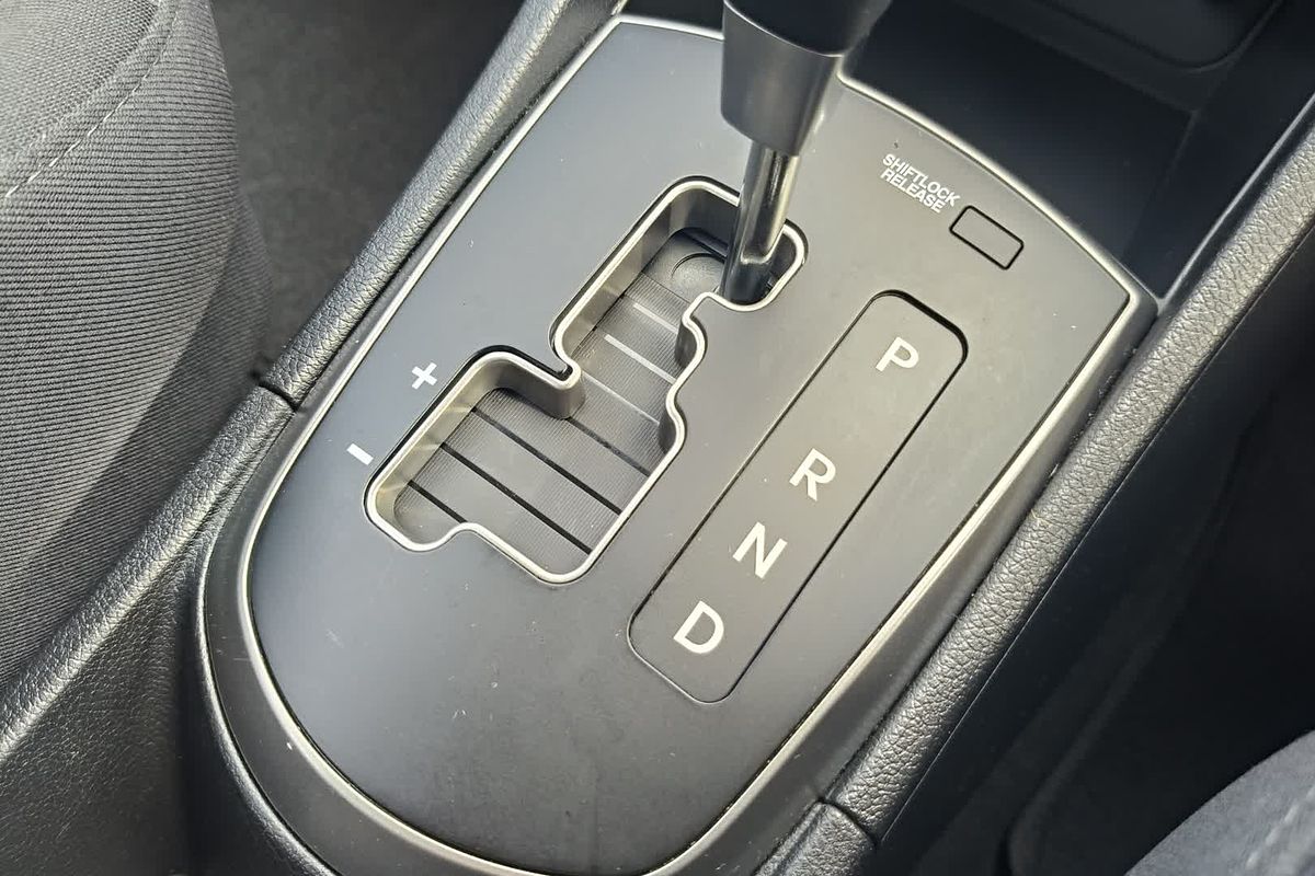 2017 Hyundai Accent Sport RB6