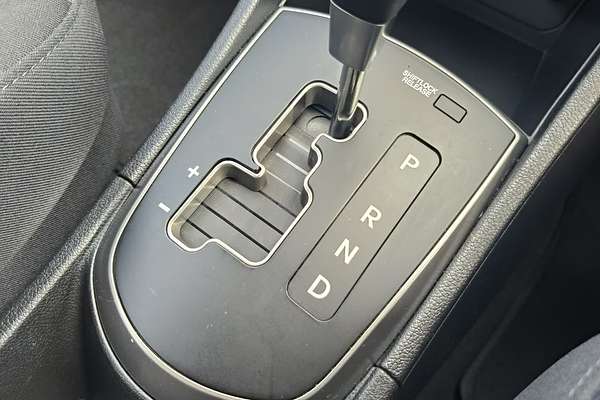 2017 Hyundai Accent Sport RB6
