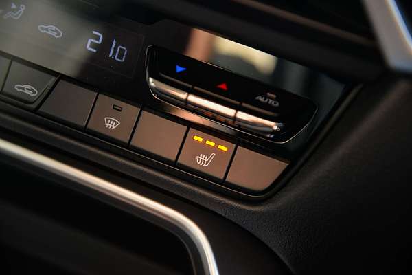 2023 Mazda CX-60 G40e Evolve KH Series