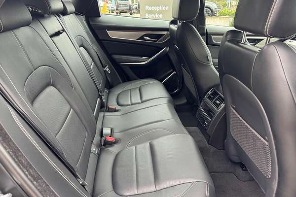 2023 Jaguar F-PACE P250 R-Dynamic SE X761