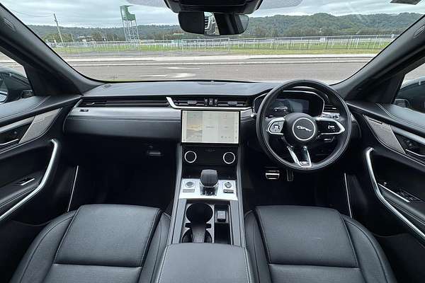 2023 Jaguar F-PACE P250 R-Dynamic SE X761