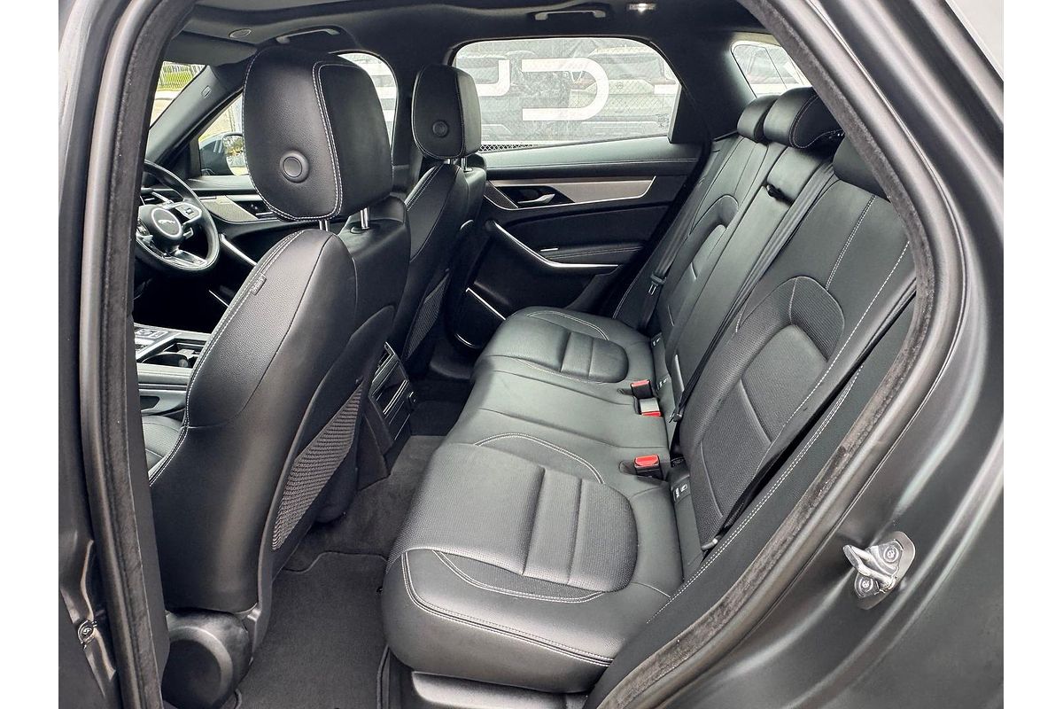 2023 Jaguar F-PACE P250 R-Dynamic SE X761