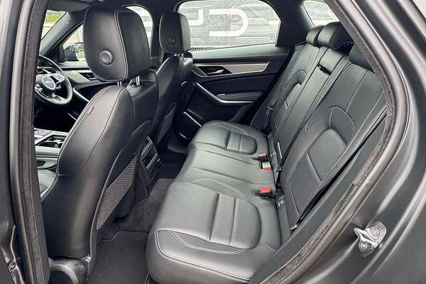 2023 Jaguar F-PACE P250 R-Dynamic SE X761