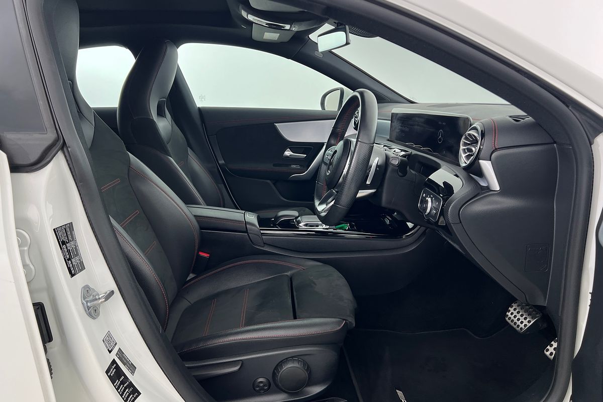 2019 Mercedes-Benz CLA-Class CLA200 C118