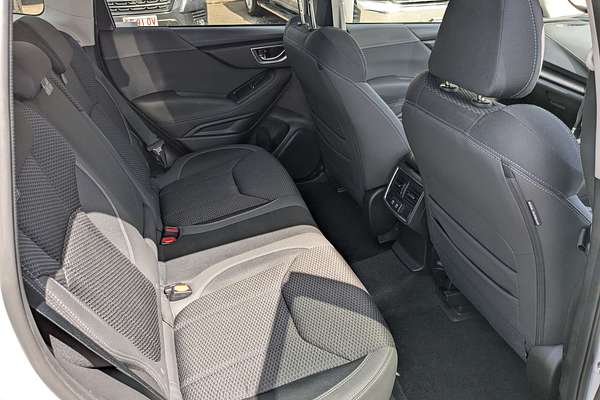 2024 Subaru Forester Hybrid L S5