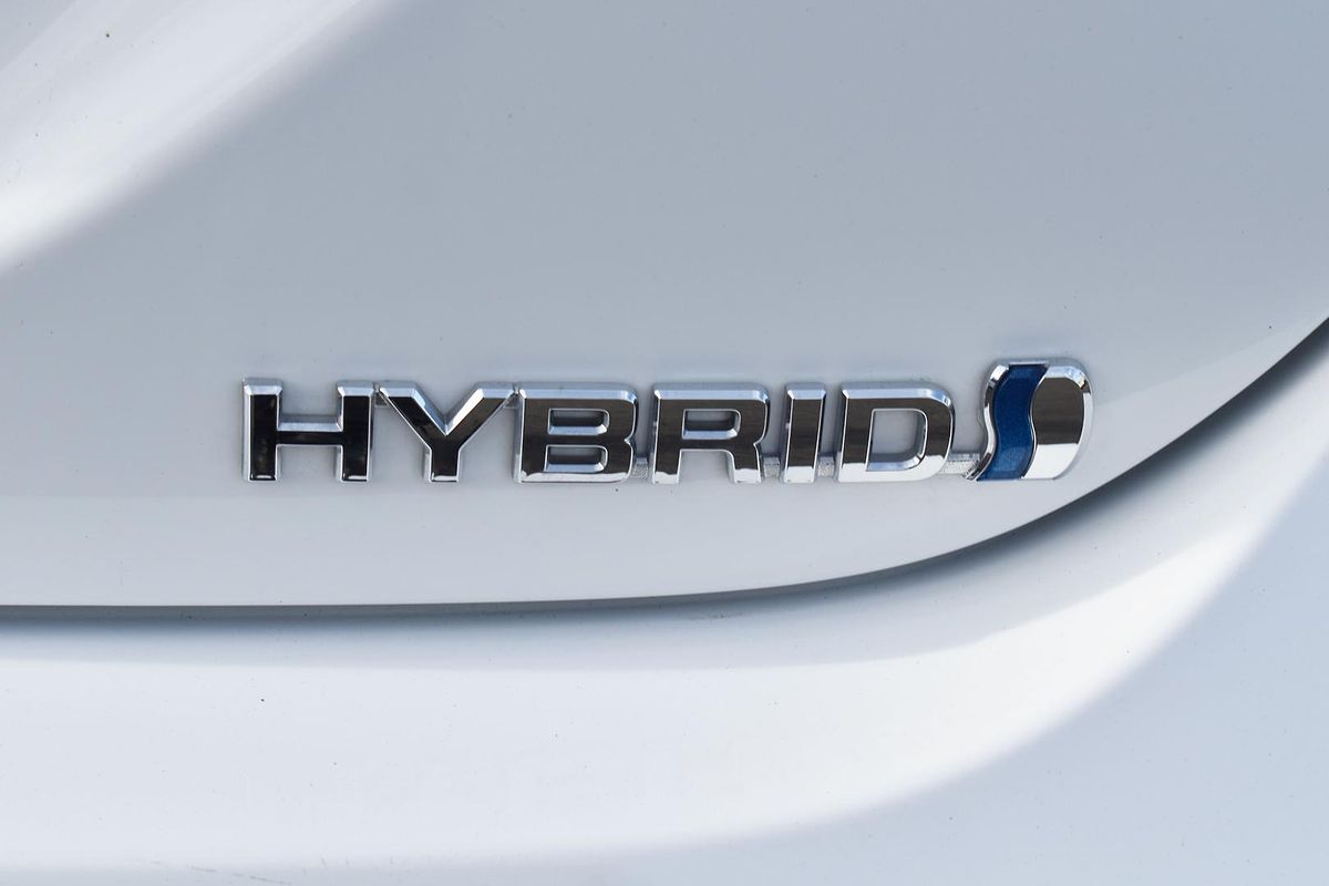 2023 Toyota Camry Ascent AXVH70R