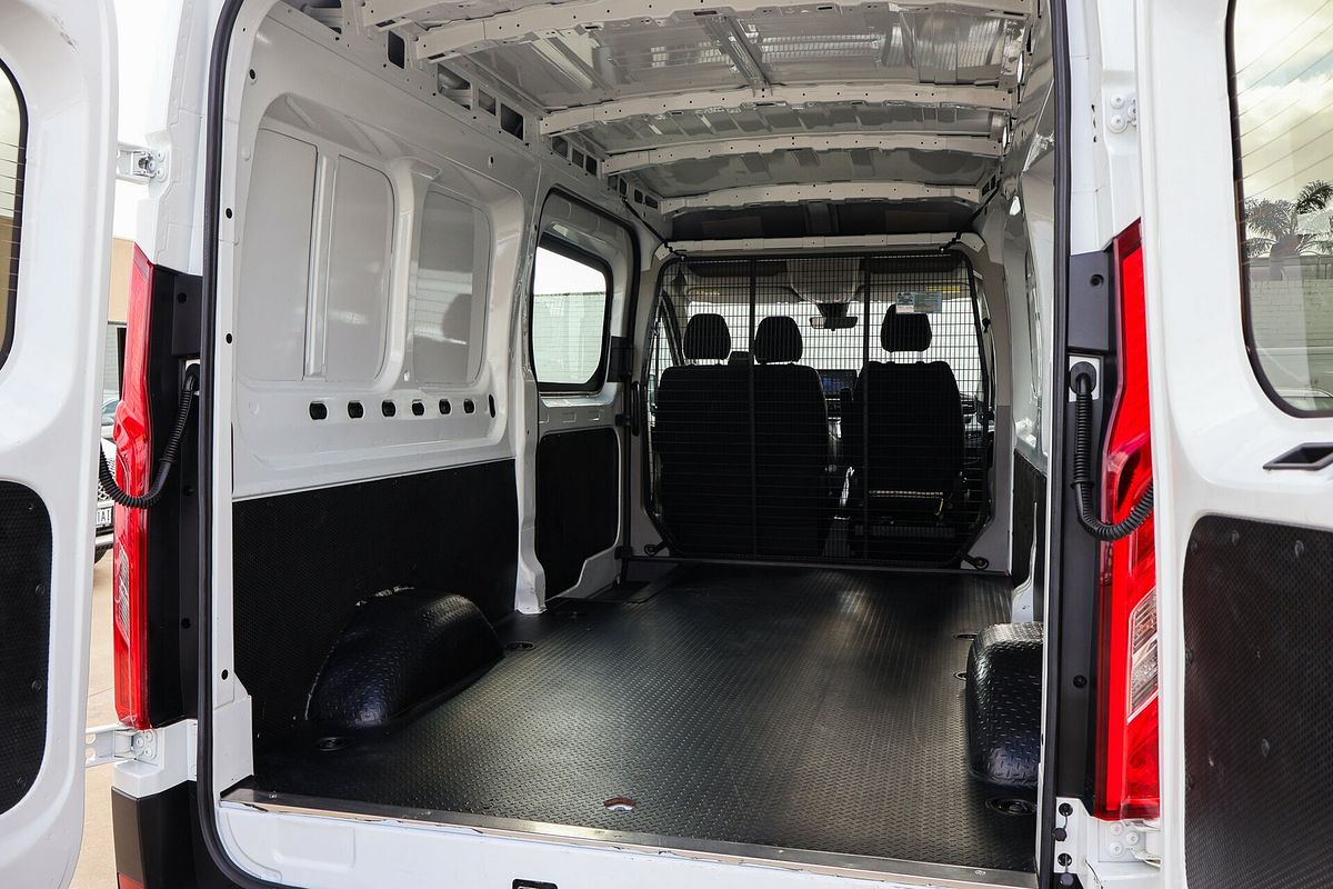 2022 LDV Deliver 9 LWB