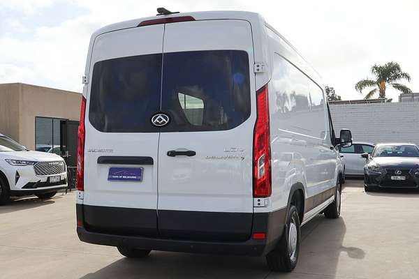 2022 LDV Deliver 9 LWB