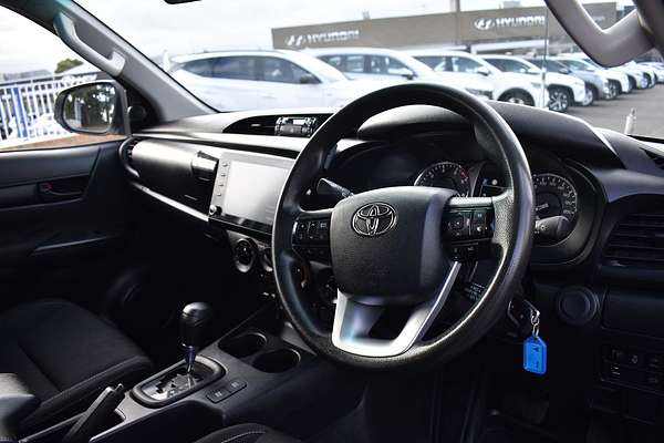 2021 Toyota Hilux SR GUN126R 4X4