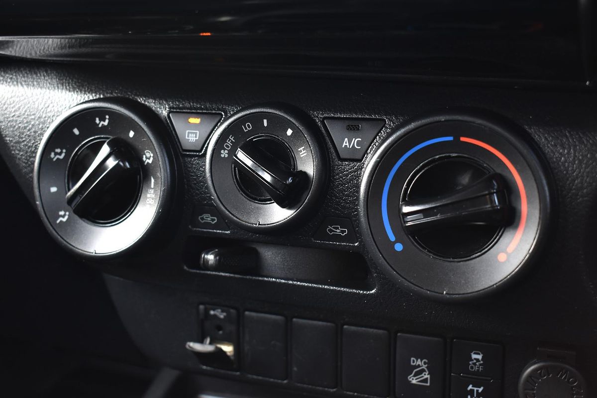 2021 Toyota Hilux SR GUN126R 4X4