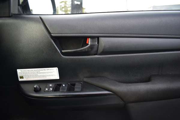 2021 Toyota Hilux SR GUN126R 4X4