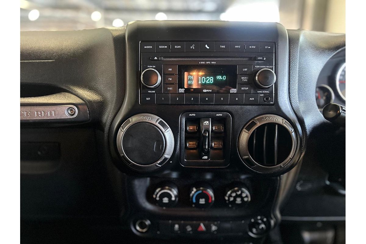 2011 Jeep Wrangler Unlimited Sport JK