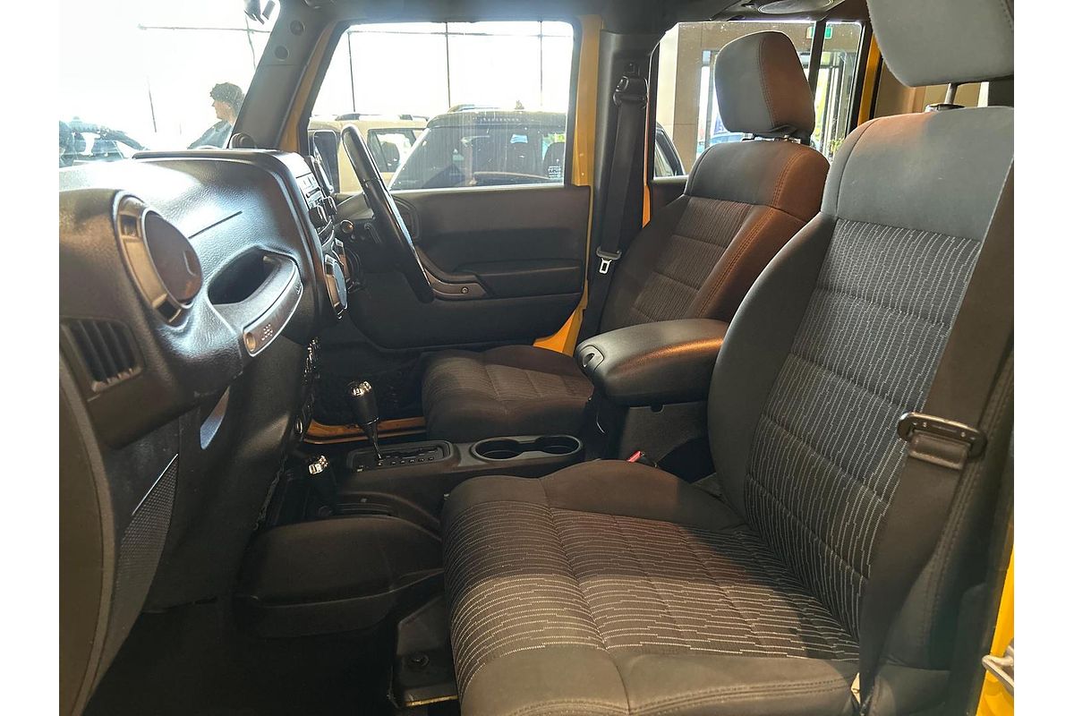 2011 Jeep Wrangler Unlimited Sport JK